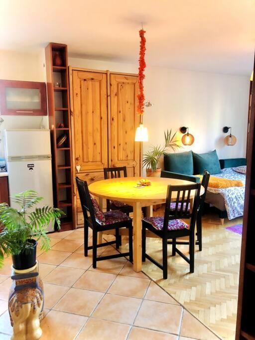 Feel Like Home In Varsovia Exterior foto